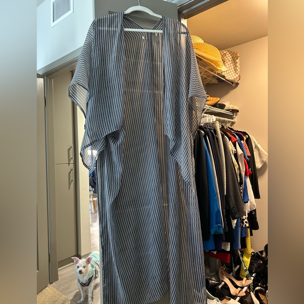 Striped sheet floor length kimono